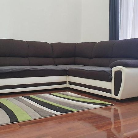 Green Panda Apartments บูดาเปสต์ ภายนอก รูปภาพ